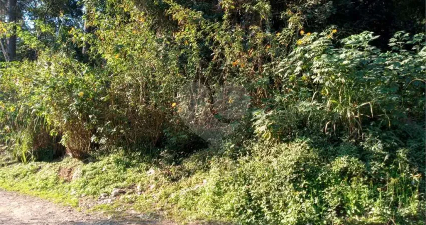 Terreno em condomínio fechado à venda no Caraguatá, Mairiporã