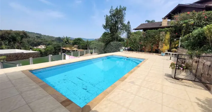 Terreno em condomínio fechado à venda na Serra da Cantareira, Mairiporã 