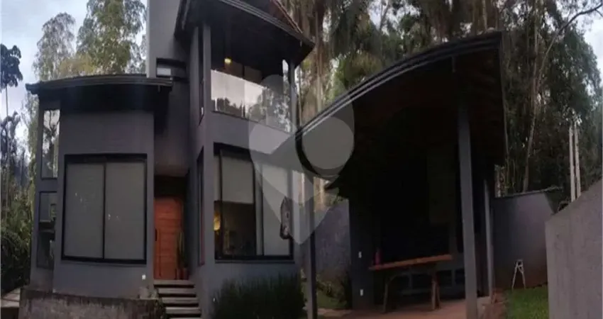 Terreno em condomínio fechado à venda na Serra da Cantareira, Mairiporã 