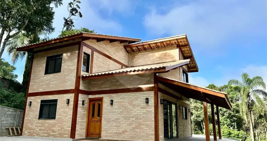 Terreno em condomínio fechado à venda na Serra da Cantareira, Mairiporã 