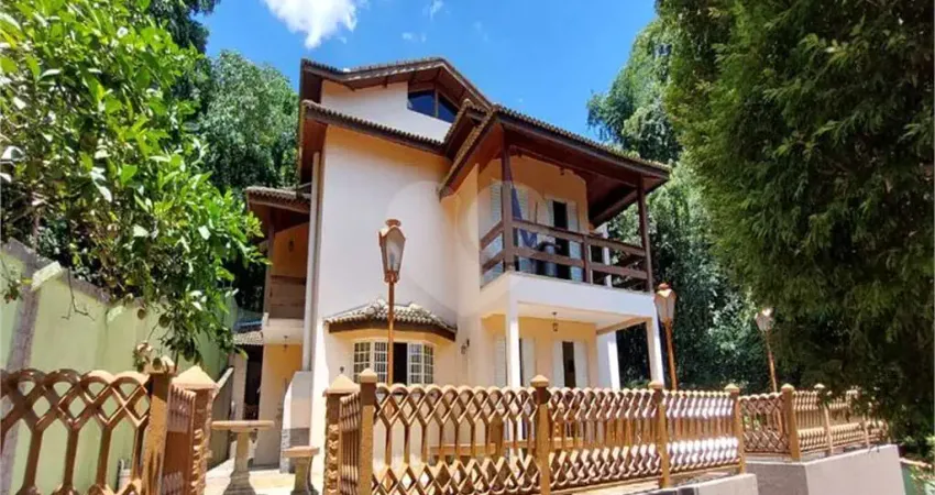 Terreno em condomínio fechado à venda na Serra da Cantareira, Mairiporã 