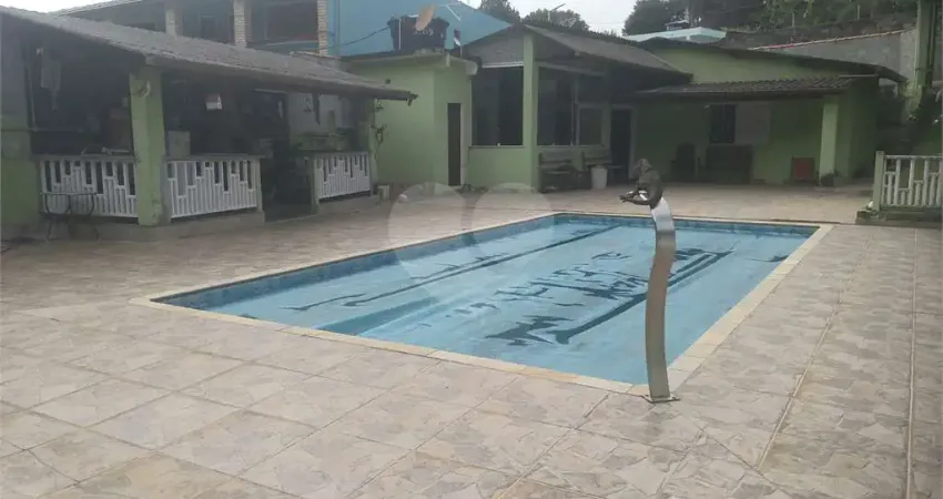 Chácara / sítio com 3 quartos à venda na Serra da Cantareira, Mairiporã 