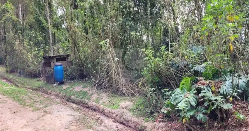 Terreno em condomínio fechado à venda na Serra da Cantareira, Mairiporã 