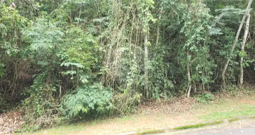Terreno em condomínio fechado à venda na Serra da Cantareira, Mairiporã 