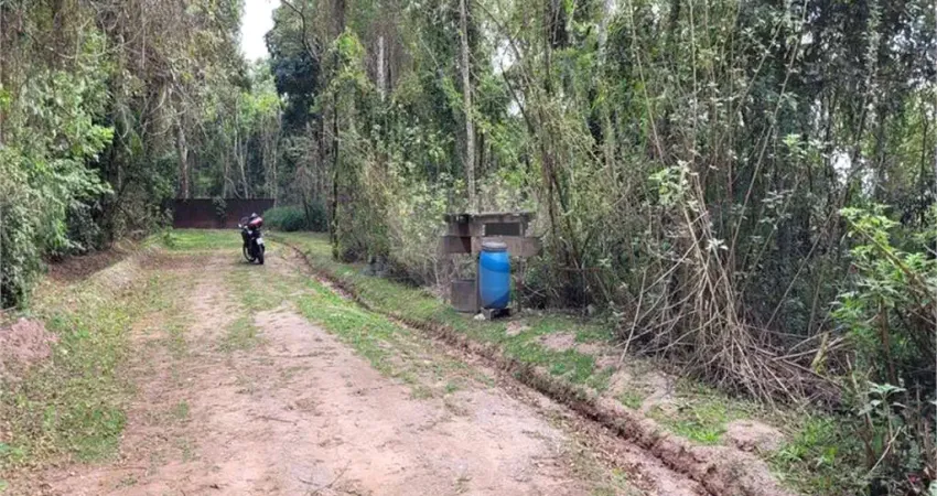 Terreno em condomínio fechado à venda na Serra da Cantareira, Mairiporã 