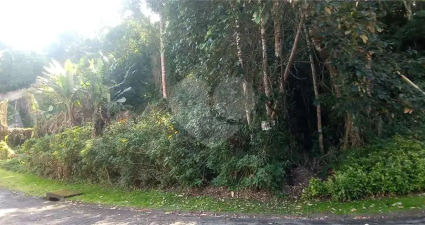 Terreno em condomínio fechado à venda no Caraguatá, Mairiporã 