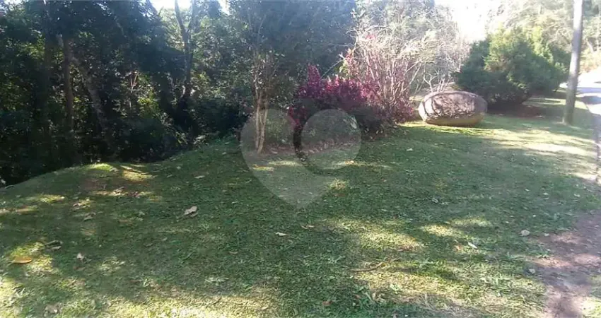 Terreno em condomínio fechado à venda no Caraguatá, Mairiporã 