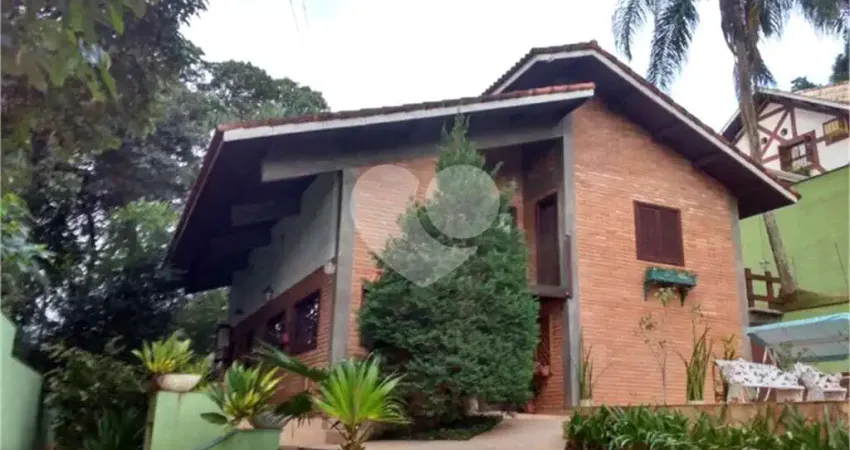 Terreno em condomínio fechado à venda na Serra da Cantareira, Mairiporã 