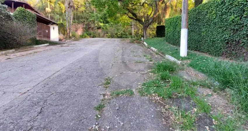 Terreno em condomínio fechado à venda no Caraguatá, Mairiporã 