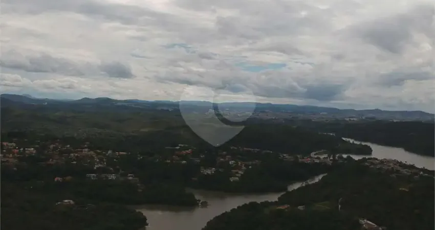 Terreno em condomínio fechado à venda na Vila Machado, Mairiporã 