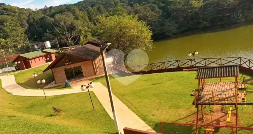 Terreno em condomínio fechado à venda no Caraguatá, Mairiporã