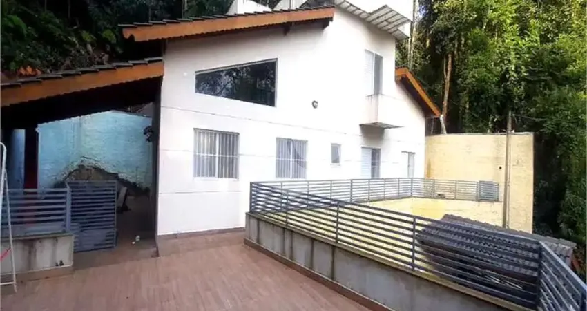 Terreno em condomínio fechado à venda na Serra da Cantareira, Mairiporã 