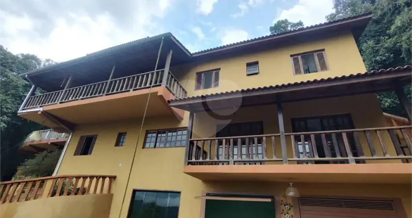 Terreno em condomínio fechado à venda no Caraguatá, Mairiporã 