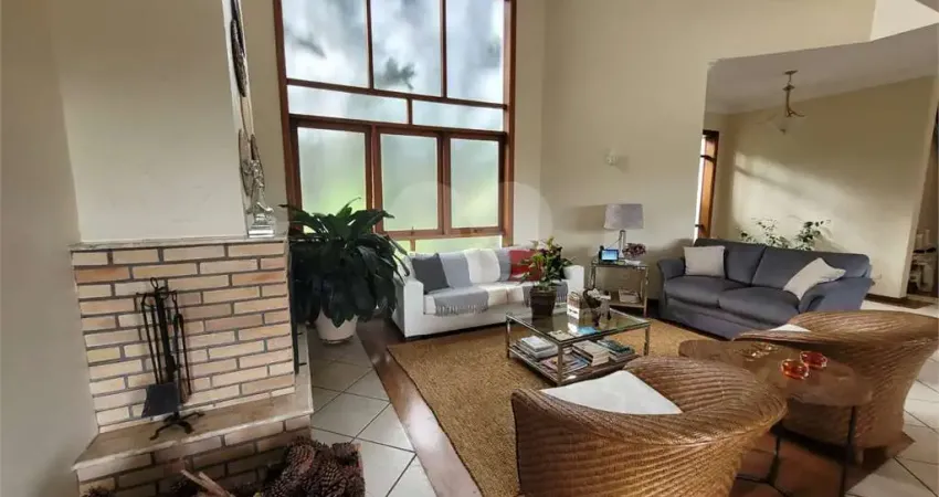 Terreno em condomínio fechado à venda na Serra da Cantareira, Mairiporã