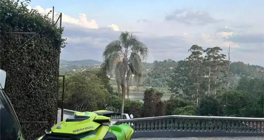 Casa comercial para alugar na Estrada Armando Barbosa de Almeida, 7153, Cacéia, Mairiporã