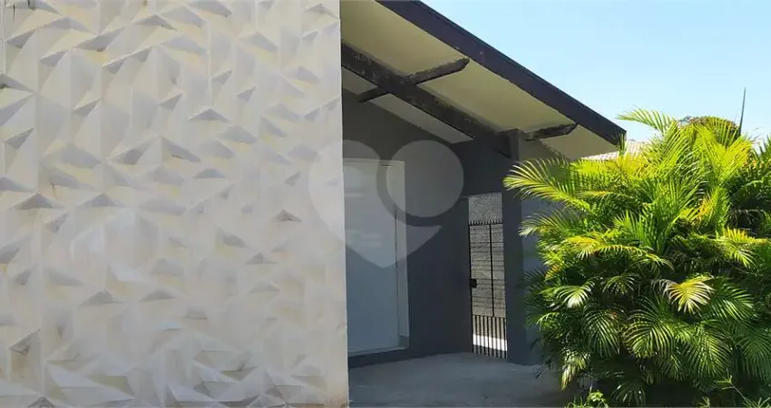 Casa com 3 quartos para alugar na Rua Professor Pedro Pedreschi, 788, Tremembé, São Paulo