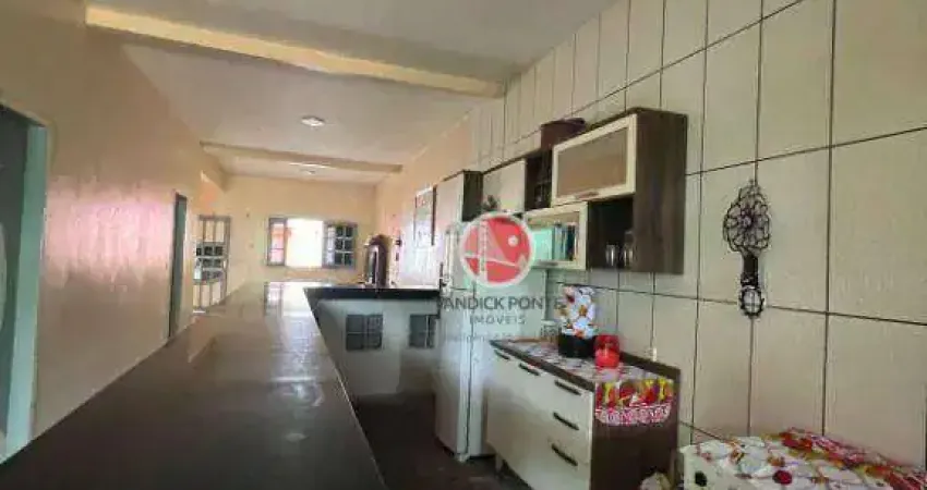 Casa com 3 dormitórios à venda por R$ 290.000,00 - Centro - Acaraú/CE