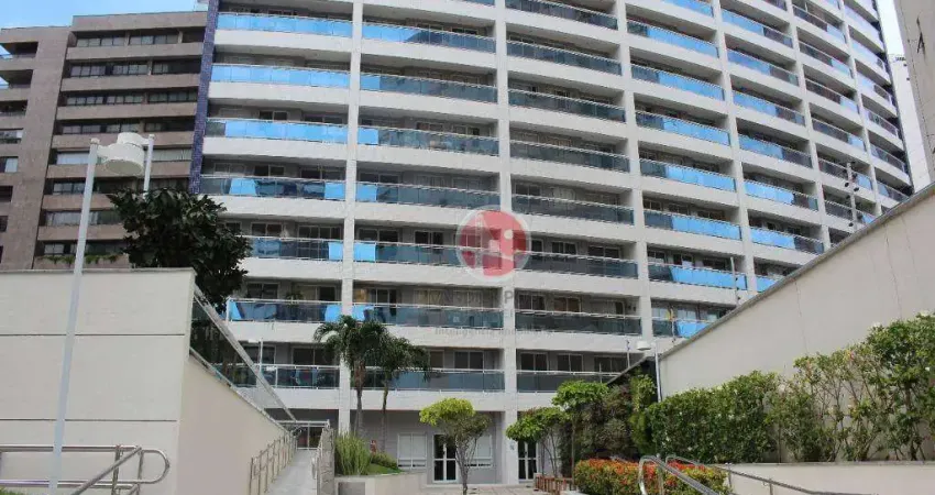 Apartamento 100% mobiliado. varanda com vista mar. locação por temporada