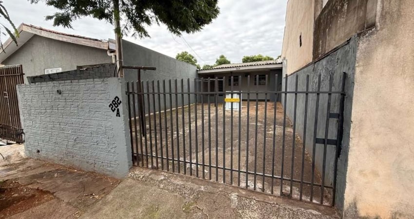 Casa com 2 quartos para alugar na Rua Pioneiro Adelino Rigolin, 282, Copacabana Residencial, Maringá