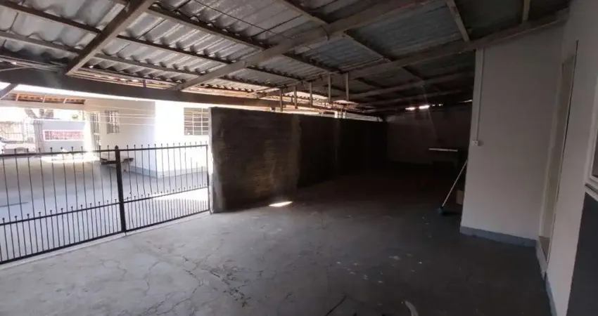 Casa com 2 quartos para alugar na Rua Florisval Xavier Costa, 188, Conjunto Habitacional Requião, Maringá