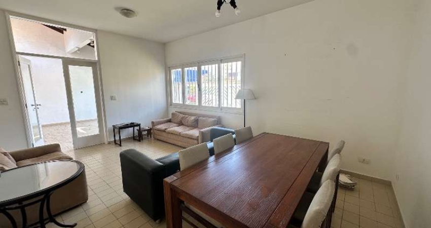 Casa comercial com 2 salas para alugar no Centro, Itanhaém 