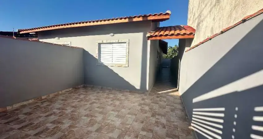 Casa com 2 quartos à venda no Jardim Magalhães, Itanhaém 