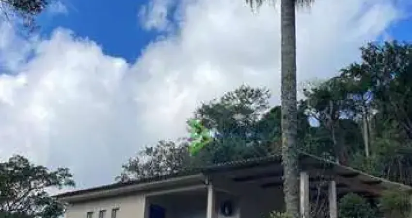 Chácara com 4 dormitórios à venda, 4700 m² por R$ 372.000,00 - Sorocabuçu - Ibiúna/SP