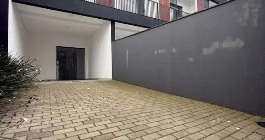 Imperdível oportunidade: casa à venda em joinville-sc, no bairro iririú, 3 quartos, 1 suíte, 2 salas, 1 banheiro, 2 vagas, 108m². confira já!