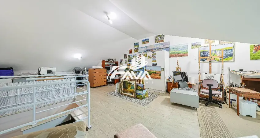 Sobrado trilex, 3 quartos, 1 suíte, 2 vagas de garagem, portão - curitiba - pr
