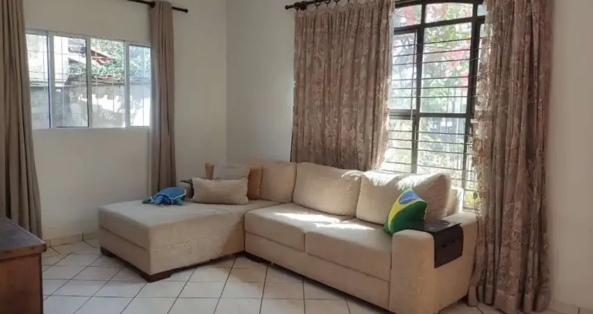 Casa térrea 3 quartos 2 suítes ideal para moradia ou investimento