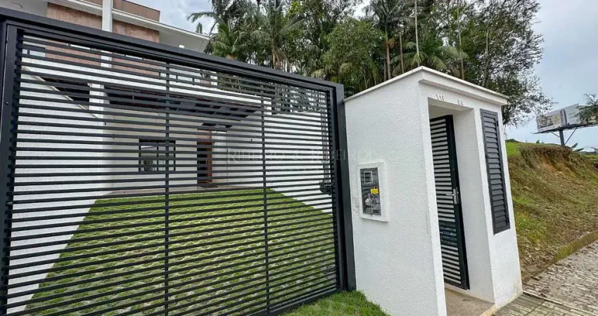 Casa com 3 quartos à venda no Atiradores, Joinville