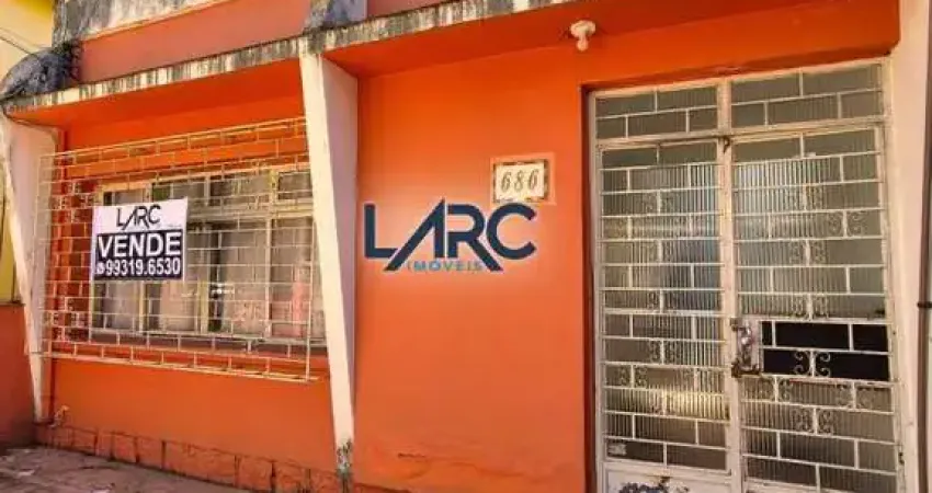 Casa para Venda em Porto Alegre, Menino Deus, 2 dormitórios, 1 banheiro, 1 vaga