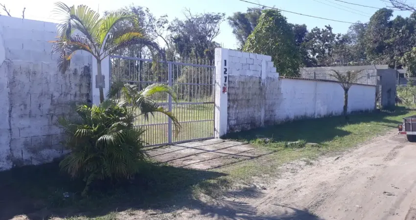 Chácara / sítio com 3 quartos à venda na Avenida Marina, Balneário Mongaguá, Mongaguá