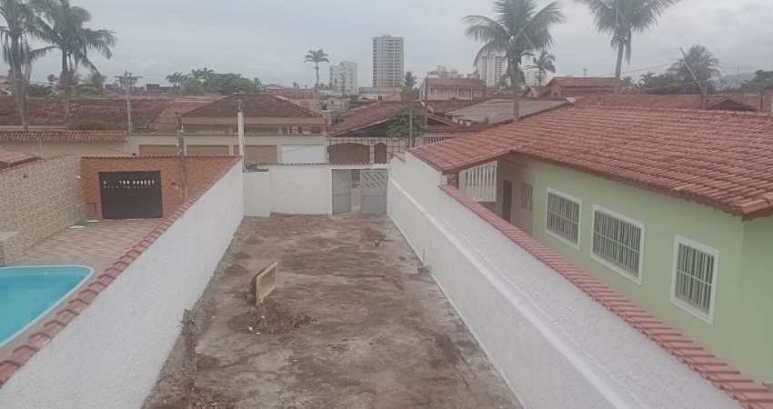 SOBRADO 2 DORMITÓRIOS NA SEGUNDA QUADRA DA PRAIA