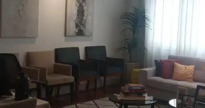 APARTAMENTO AMPLO EM PINHEIROS