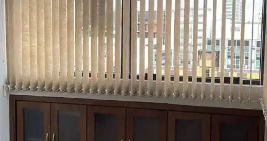 Sala comercial à venda em Petrópolis, Porto Alegre 