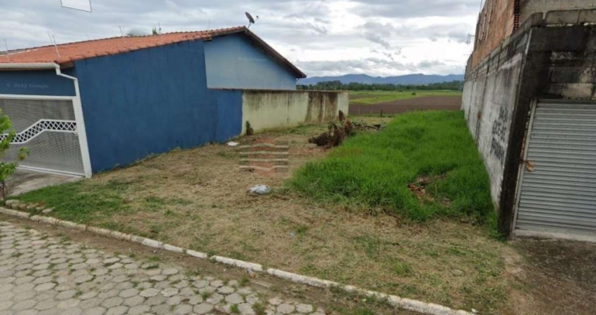 Terreno a Venda no Village das Flores em Caçapava
