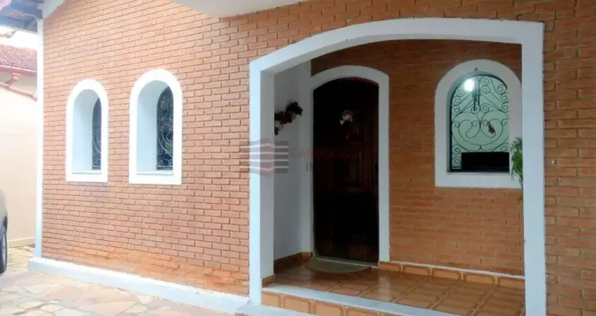 Casa com 3 quartos à venda na Rua José Ludgero Siqueira, 117, Vila São João, Caçapava