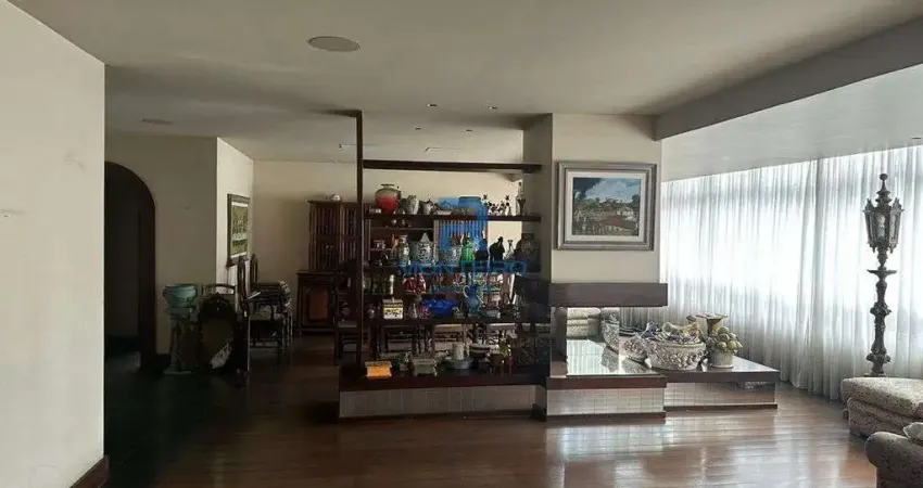 Apartamento com 4 quartos à Venda, 400m² -  Lourdes