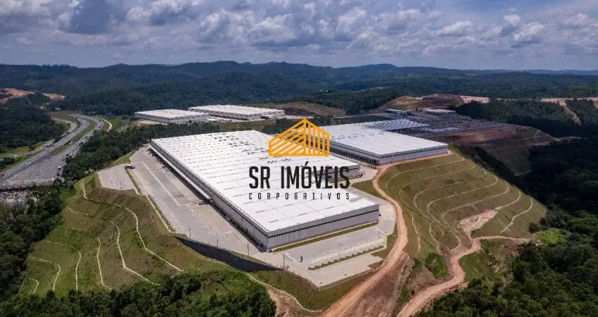 Galpão para alugar de 40000 metros quadrados em condomínio logístico em cajamar - sp