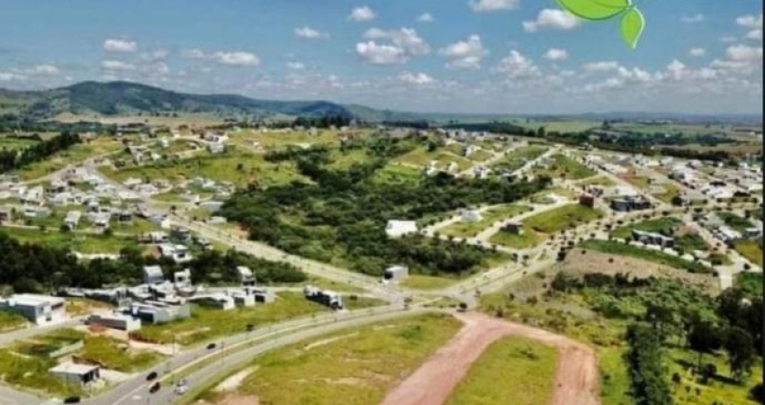 Villa Verde Terreno com 149 m2 e ótima topografia, no alto vista linda