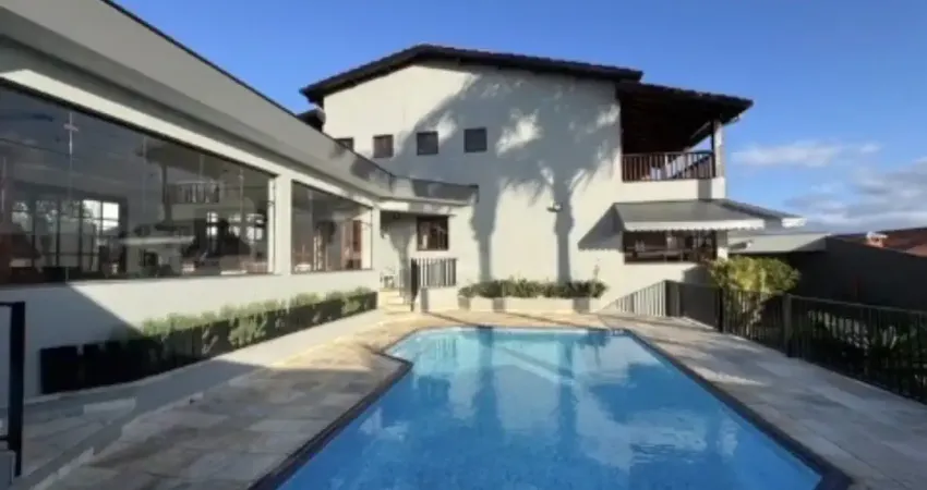Jardim Sevilha Casa com 3 Suítes, Escritório, Piscina, em Bragança Paulista