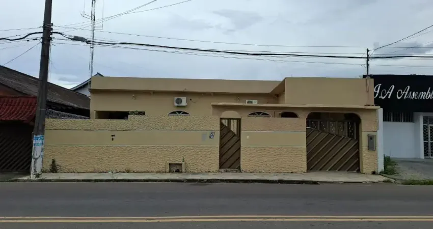 Alugo casa na principal Campos Elísios para fins residencial ou comercial
