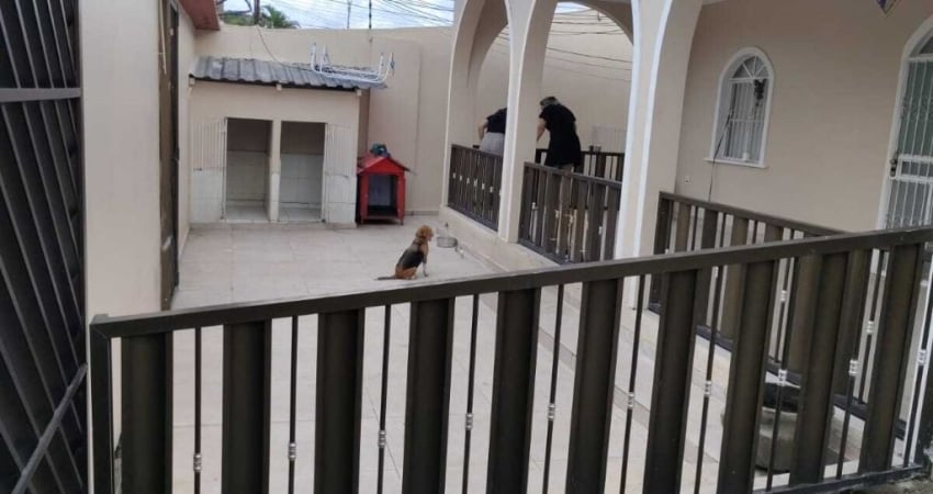 Vendo Casa fora de Condomínio na Cidade Nova I