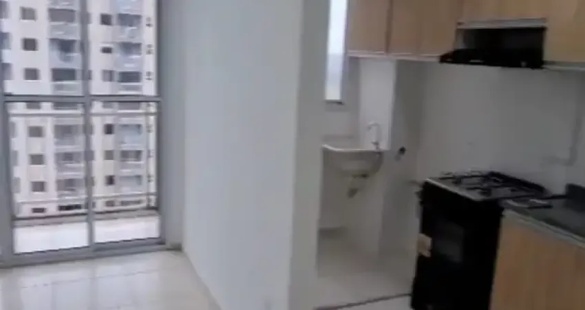 Alugo apartamento de 2 quartos no condomínio estilo ponta negra