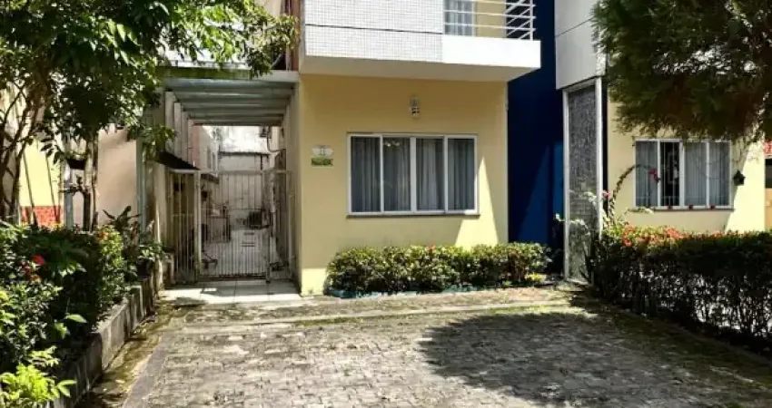 Casa duplex semi mobiliada no villaggio de giulia com 3 quartos, dom pedro