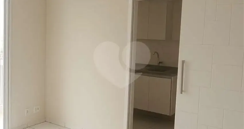 Apartamento com 2 quartos para alugar na Rua Taquari, 941, Mooca, São Paulo