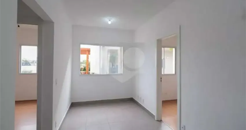 Apartamento com 2 quartos para alugar na Avenida Celso Garcia, 6011, Tatuapé, São Paulo