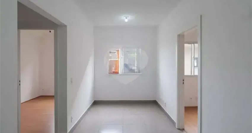Apartamento com 2 quartos para alugar na Avenida Celso Garcia, 6011, Tatuapé, São Paulo