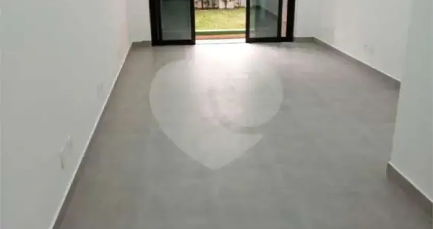 Sala comercial para alugar na Rua Doutor José Elias, 141, Alto da Lapa, São Paulo